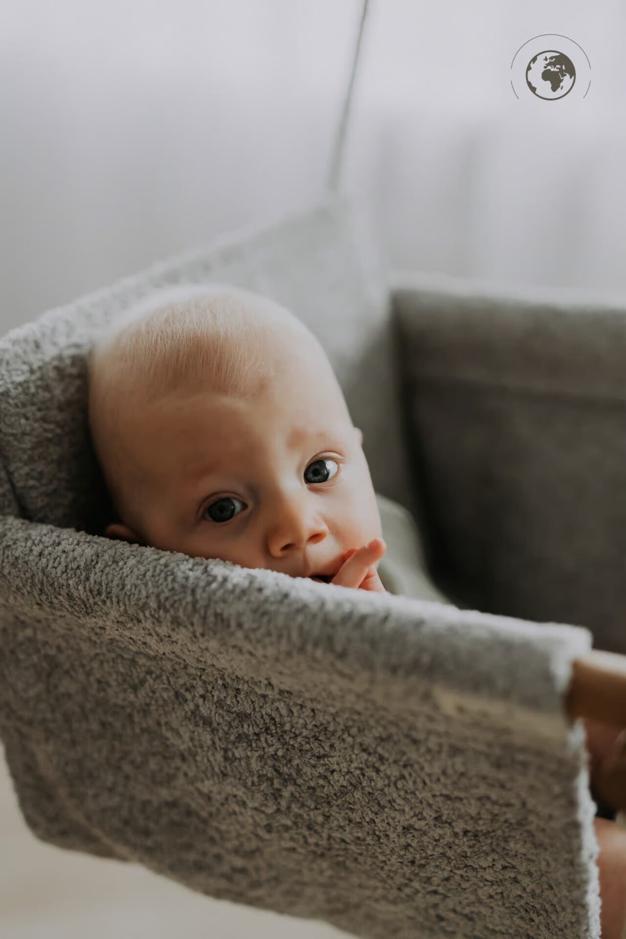 BaBi Baby Swing - Bouclé Night Grey - Kindeco