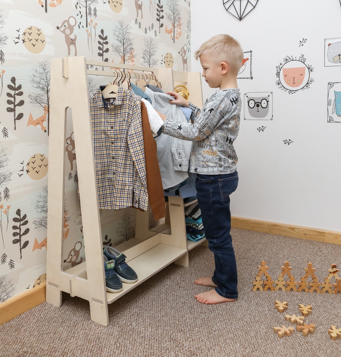 Clothing Rack with Shelves for Toddlers - Kindeco