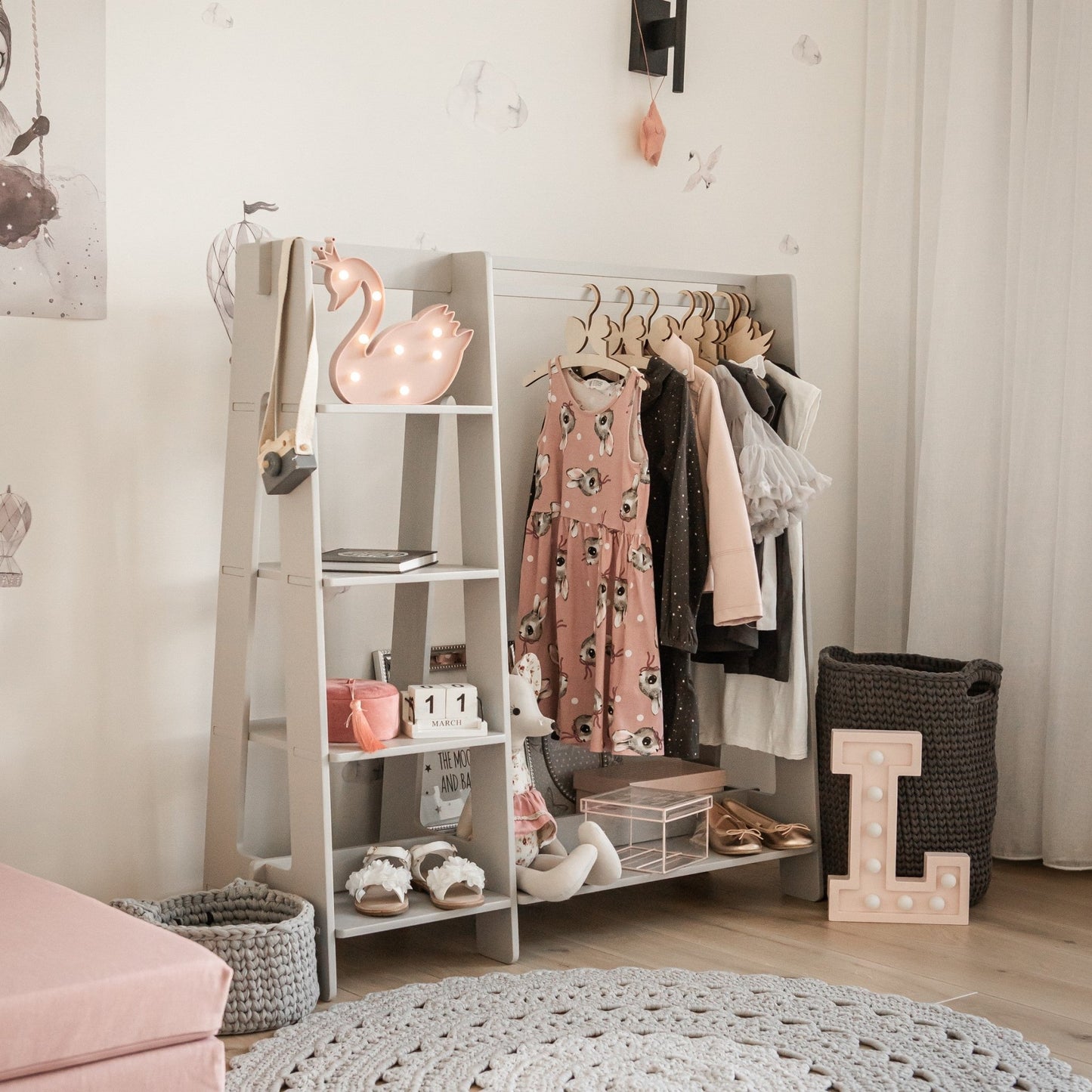 Clothing Rack with Shelves for Toddlers - Kindeco