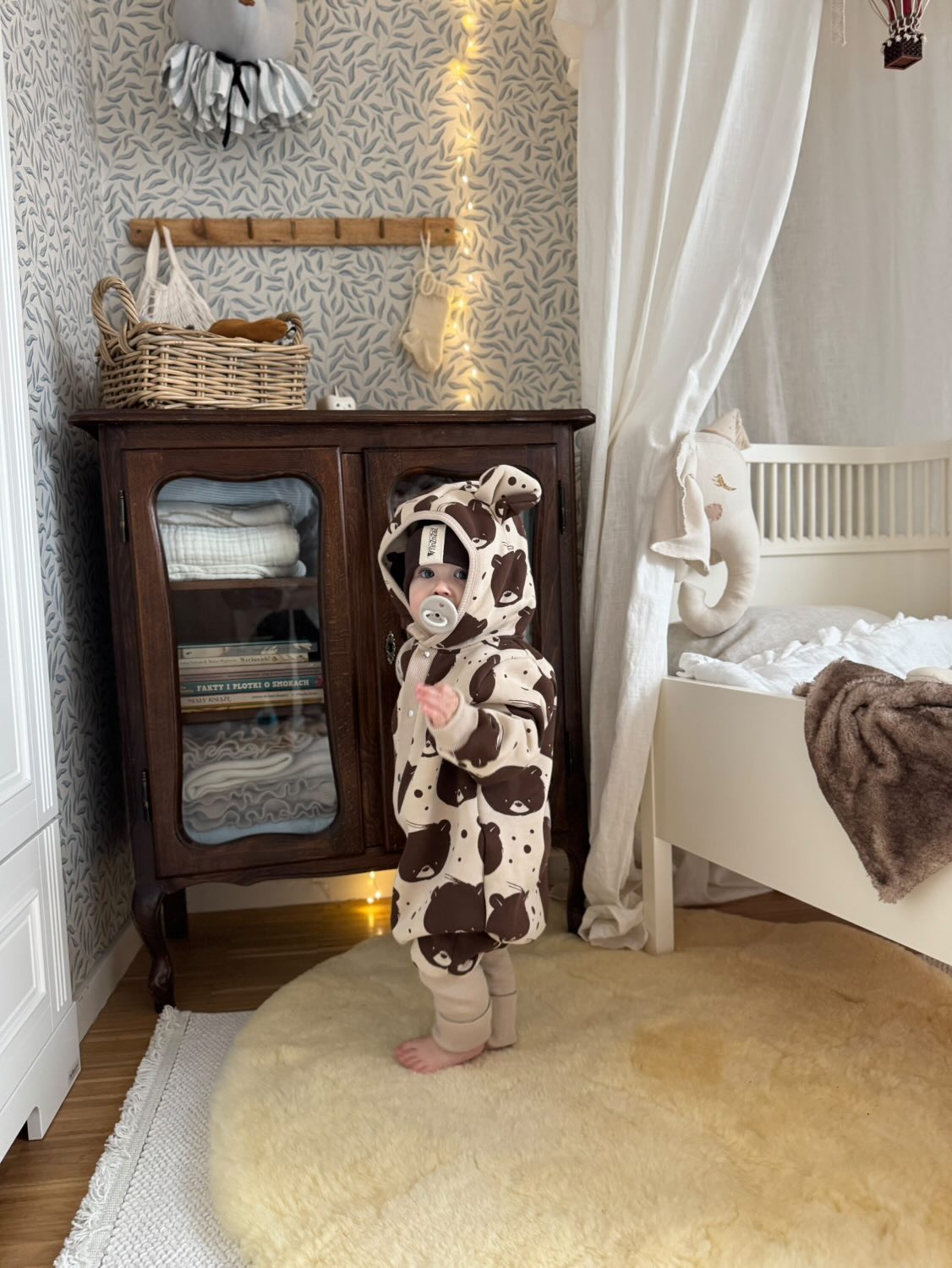 Eared Jumpsuit for Babies and Kids - Beige Bear - Kindeco