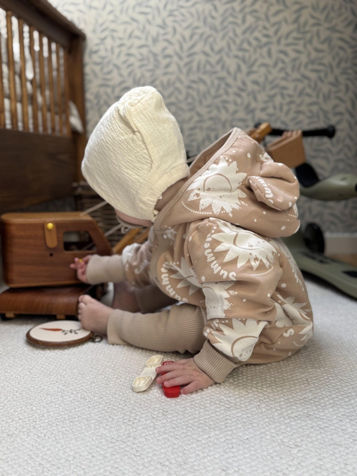 Eared Jumpsuit for Babies and Kids - Beige Suns - Kindeco