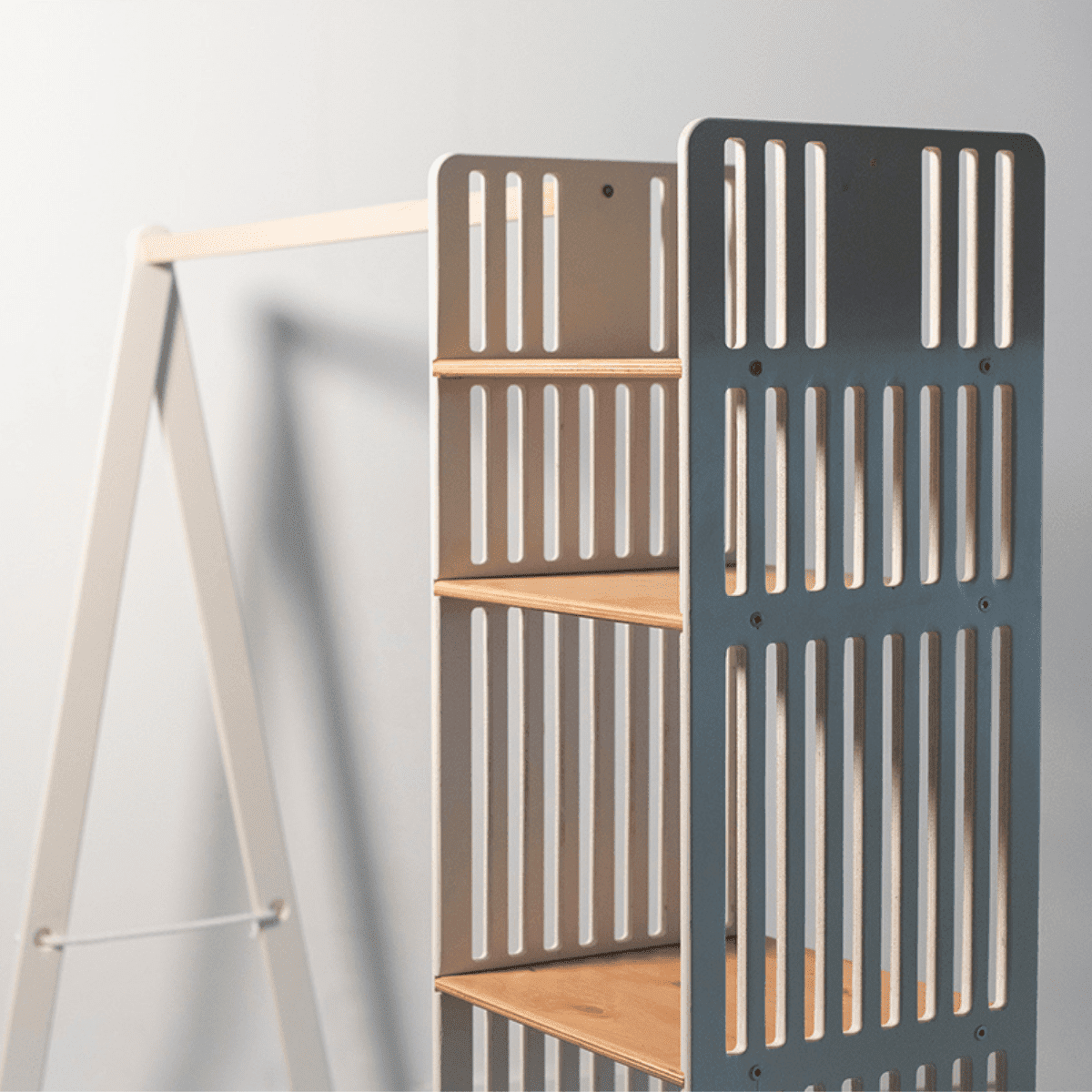 Kids Wooden Clothing Rack - Kindeco
