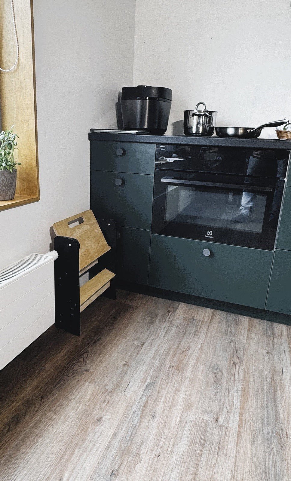 Little Space - Saving Step Stool - Kindeco