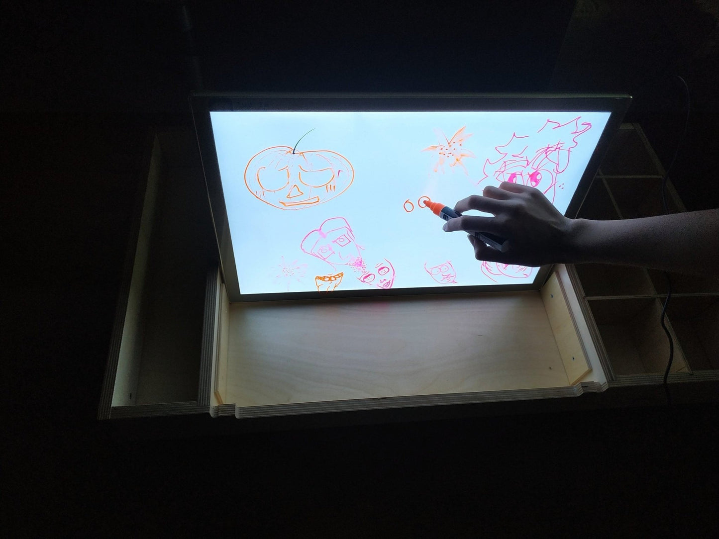 LUULA Light Board Panel - Kindeco