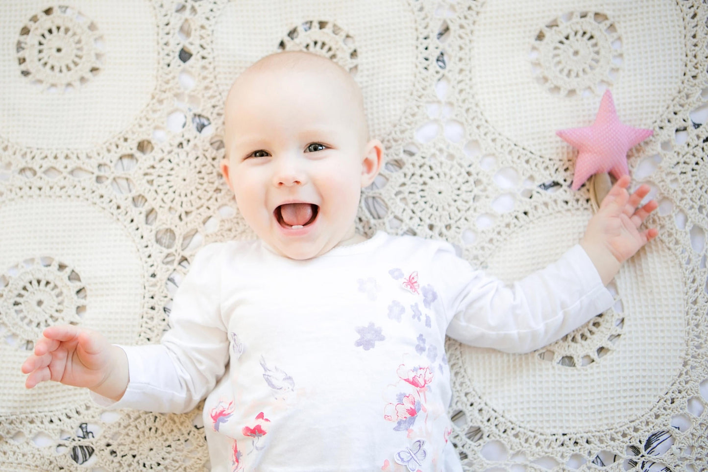 Magic Wand for Babies - Pink & Blue - Kindeco