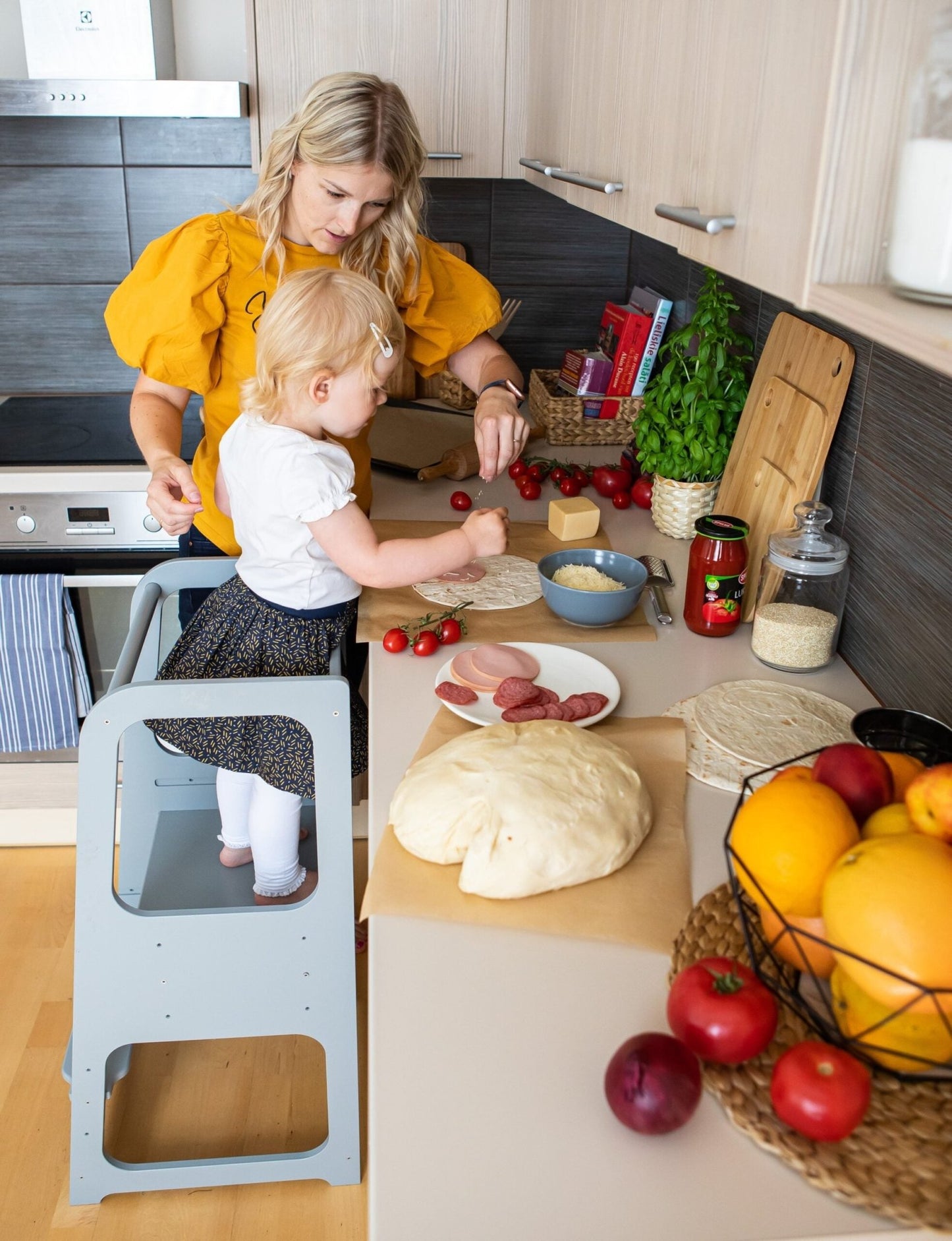 Montessori Helper Tower Step Stool - Kindeco