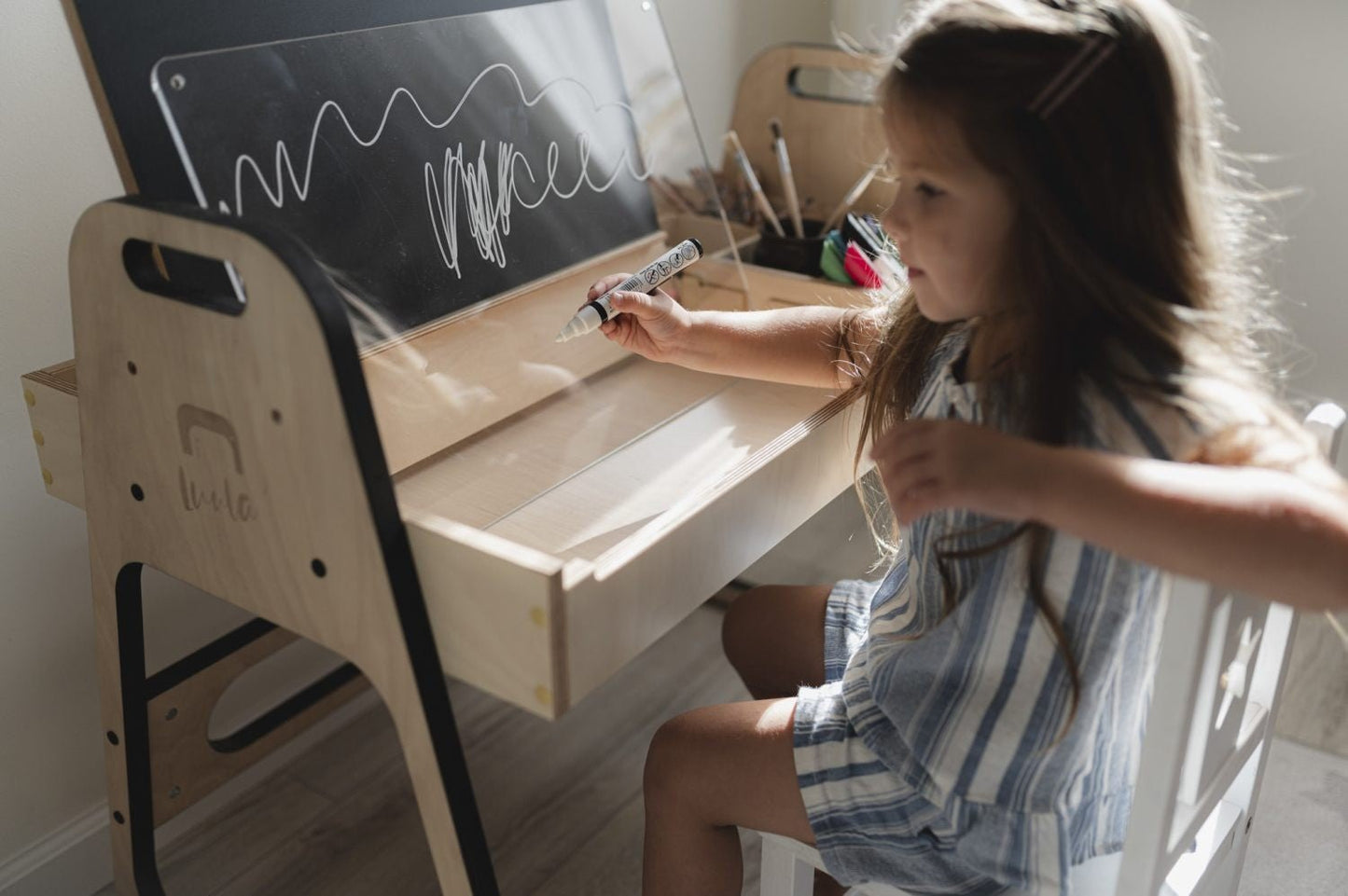 Multisensory Art Table/Desk Julle - Kindeco