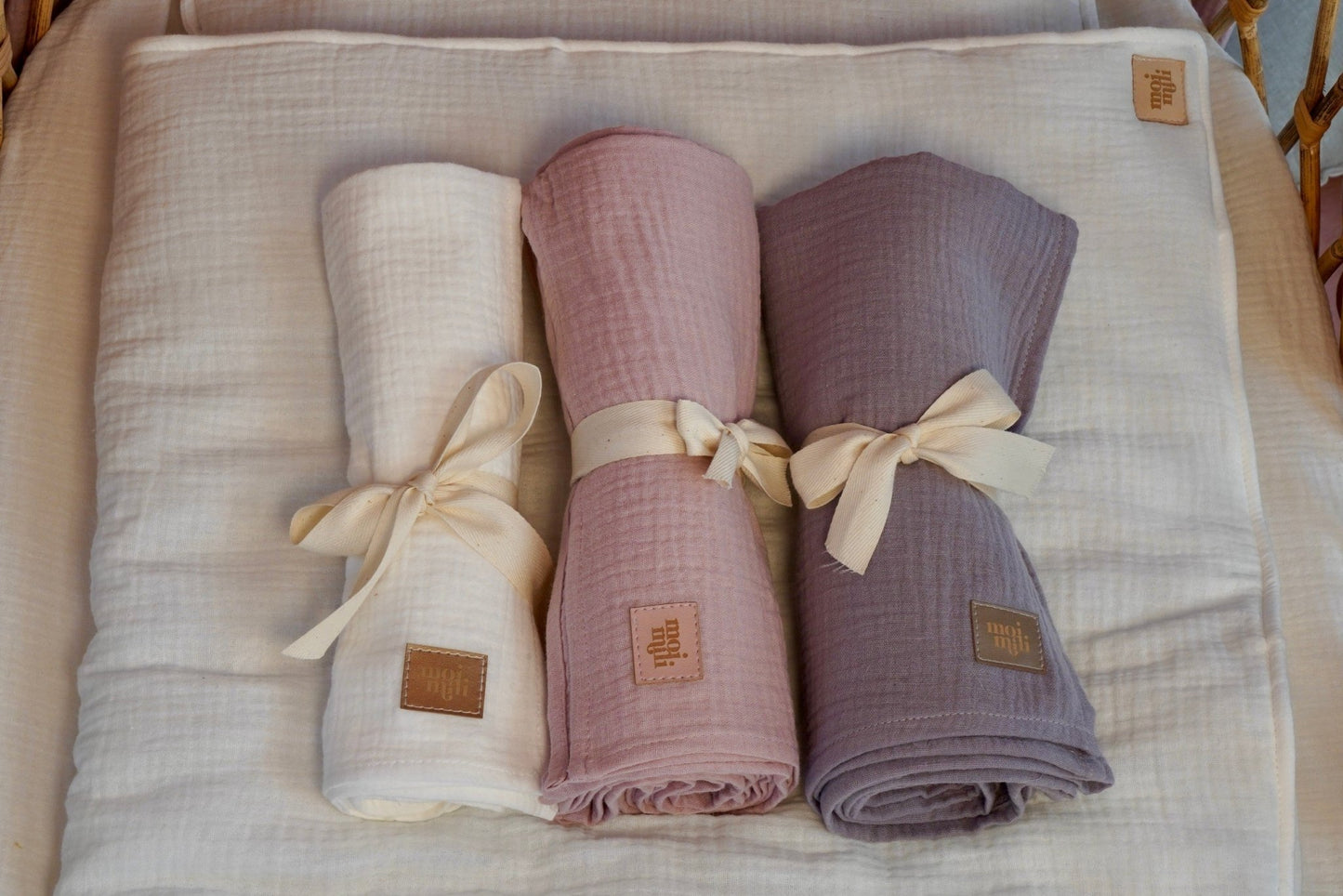 Muslin Baby Blanket + Pillow Set - Cream - Kindeco