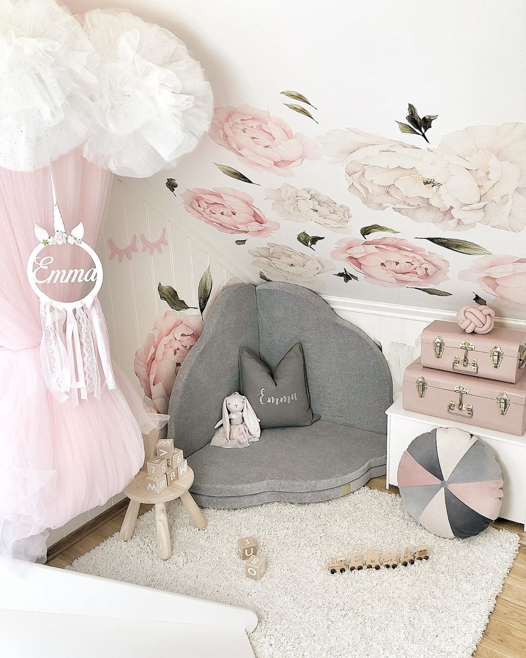 Play Mat for Kids - Cloud Shaped Light Grey Velvet - Kindeco