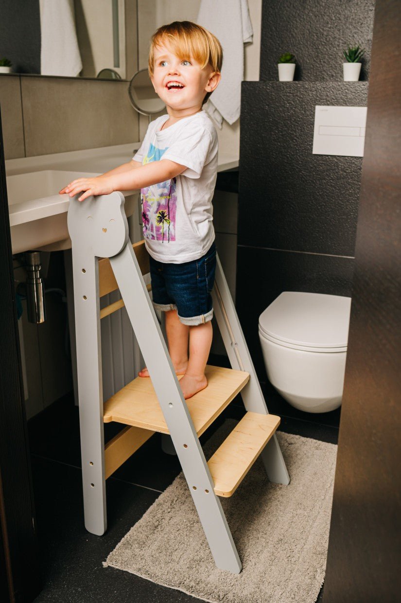 Space Saving Kitchen Step Stool - Kindeco