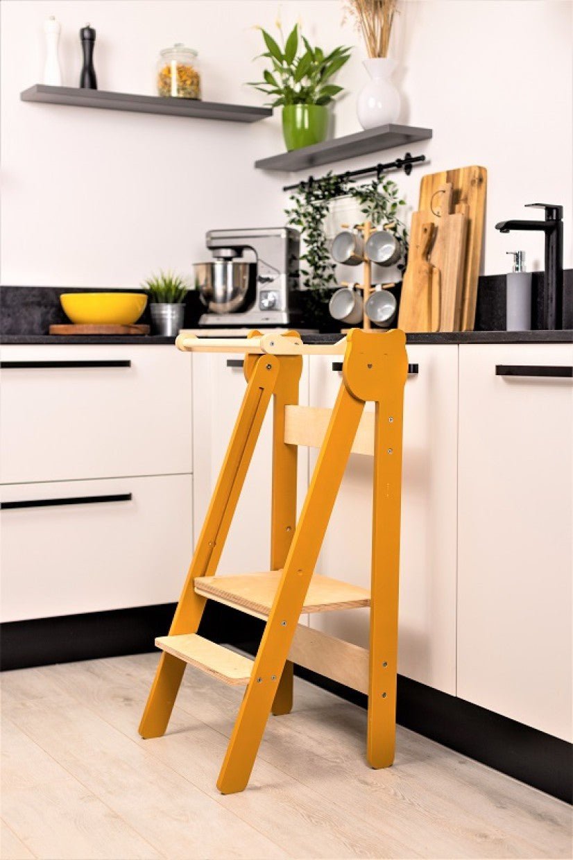Space Saving Kitchen Step Stool - Kindeco