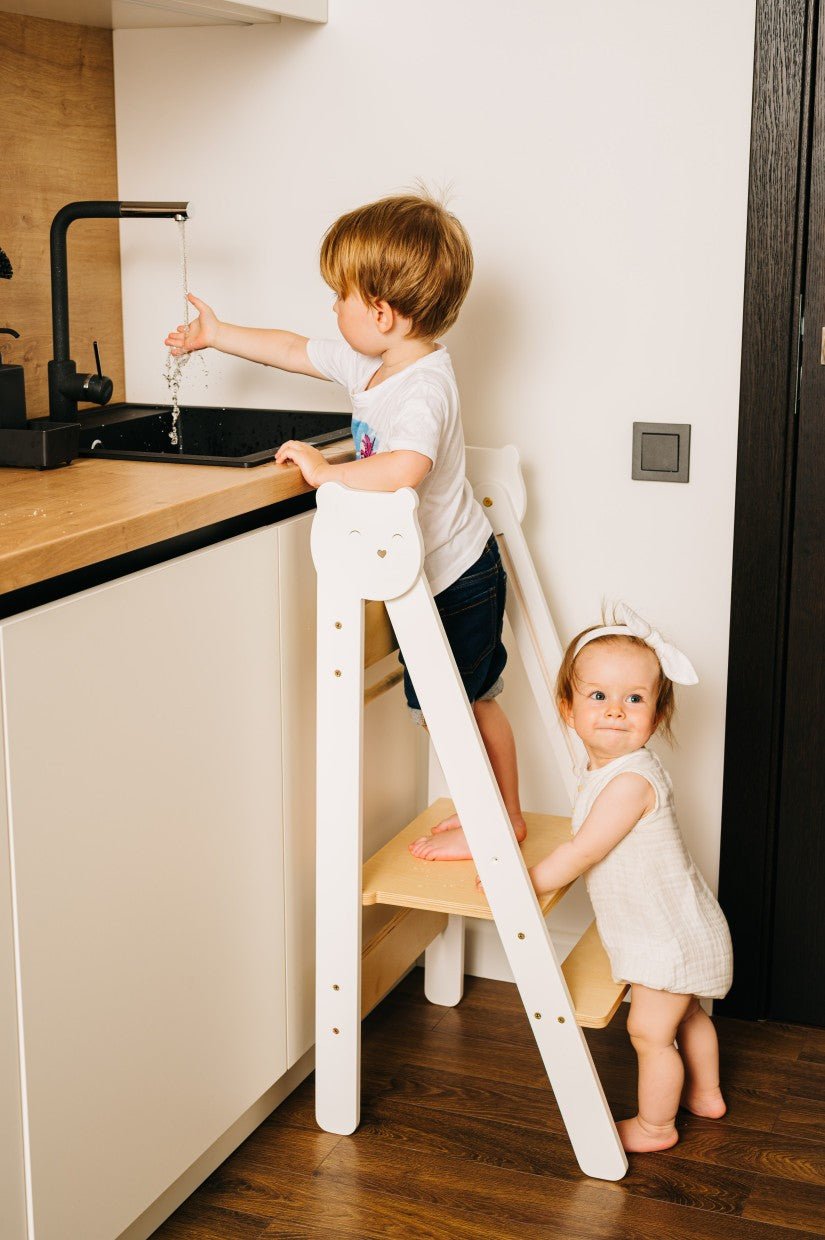 Space Saving Kitchen Step Stool - Kindeco