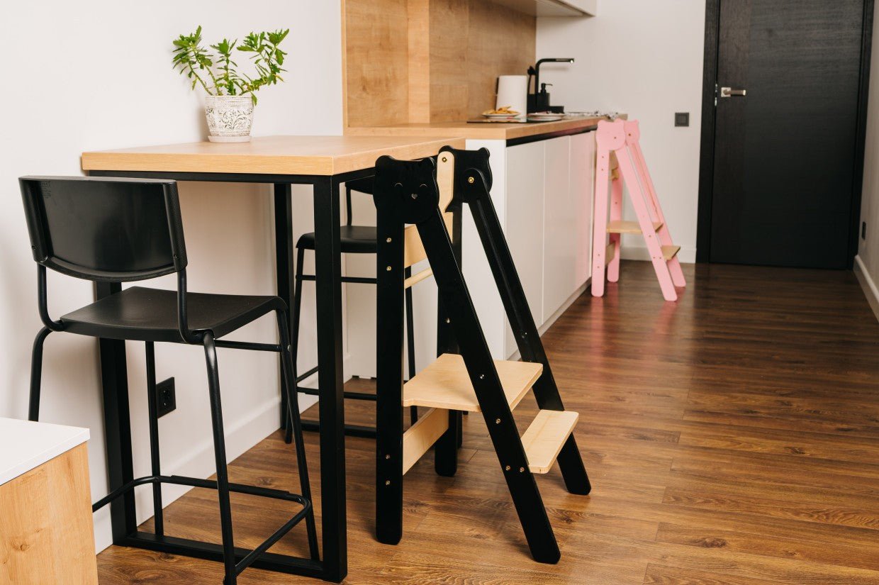 Space Saving Kitchen Step Stool - Kindeco