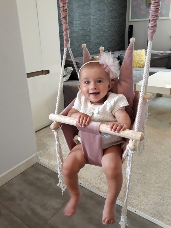 Swing with Crown Shaped Cushion - Dusty Pink - Kindeco