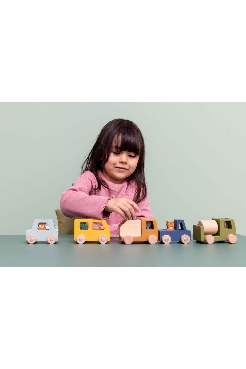 Wooden Construction Cars with Animals - Kindeco
