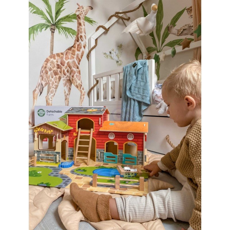 Wooden Farm Set - 18 pcs - Kindeco