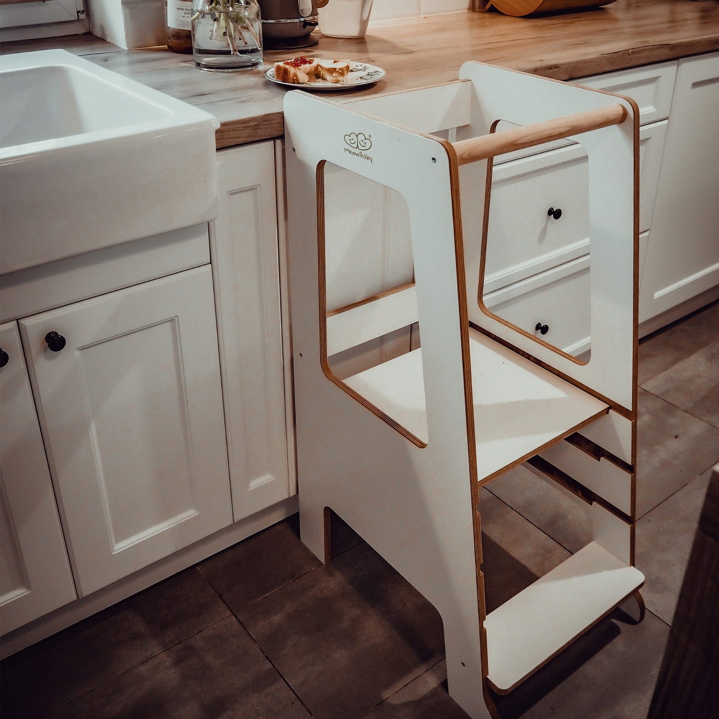 Wooden Kitchen Helper Scandi - White - Kindeco