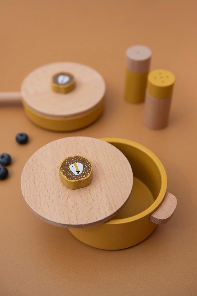 Wooden Kitchen Set - Mr. Lion - Kindeco