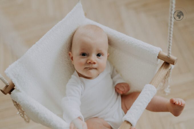 BaBi Baby Swing - Bouclé Snow White - Kindeco