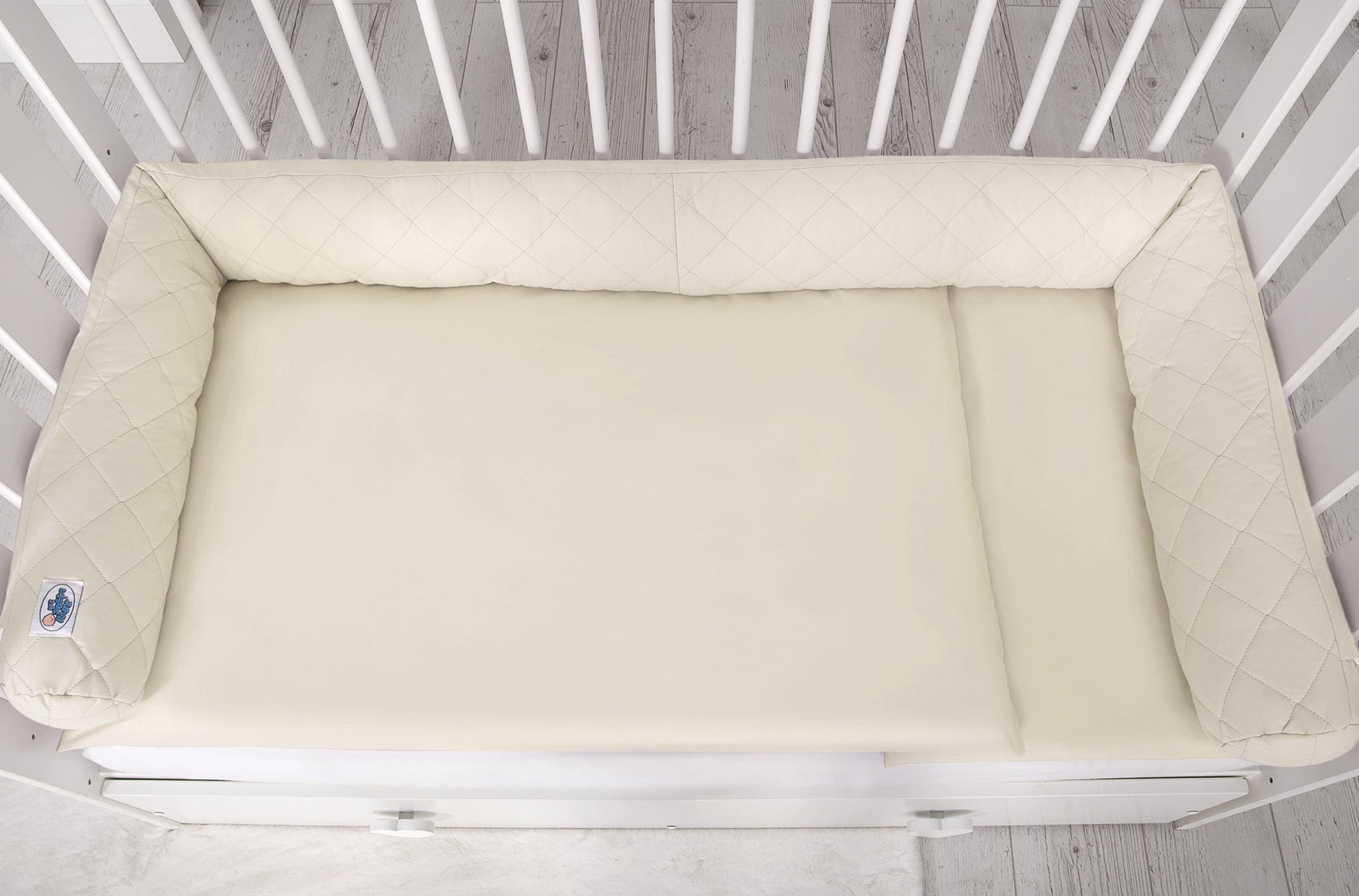 Baby Nest 2 - in - 1 Quilted – Cream - Kindeco