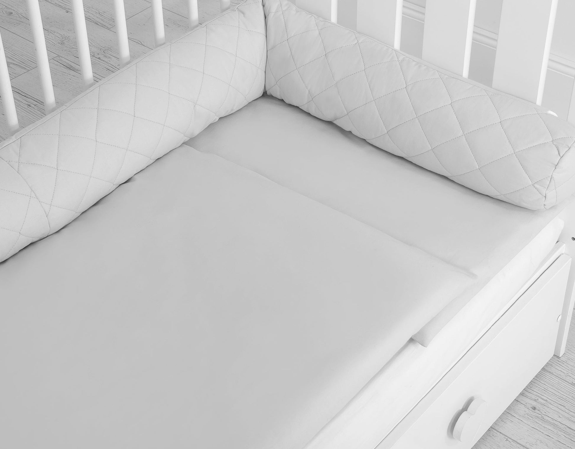 Baby Nest 2 - in - 1 Quilted – Gray - Kindeco
