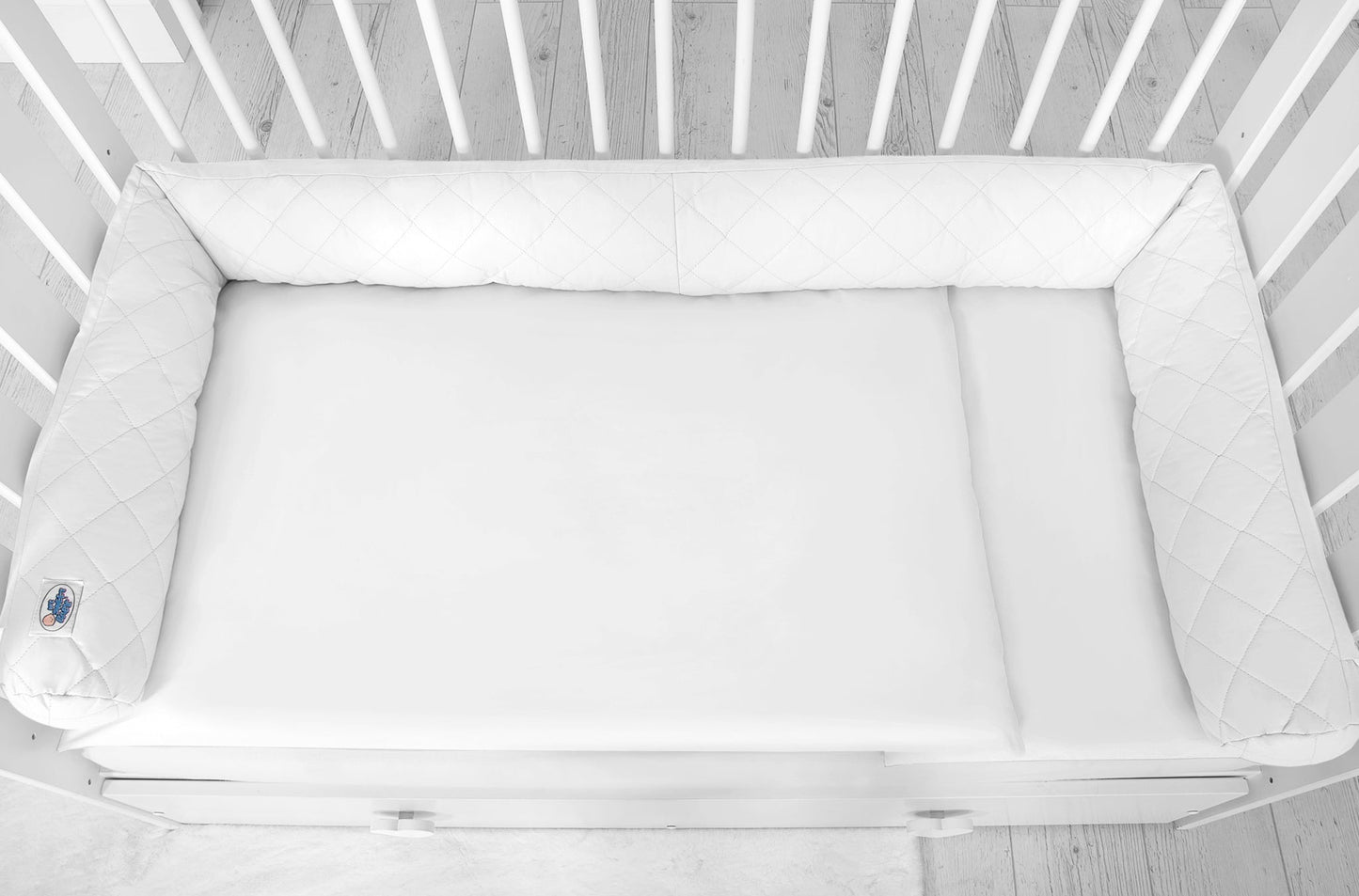 Baby Nest 2 - in - 1 Quilted – White - Kindeco