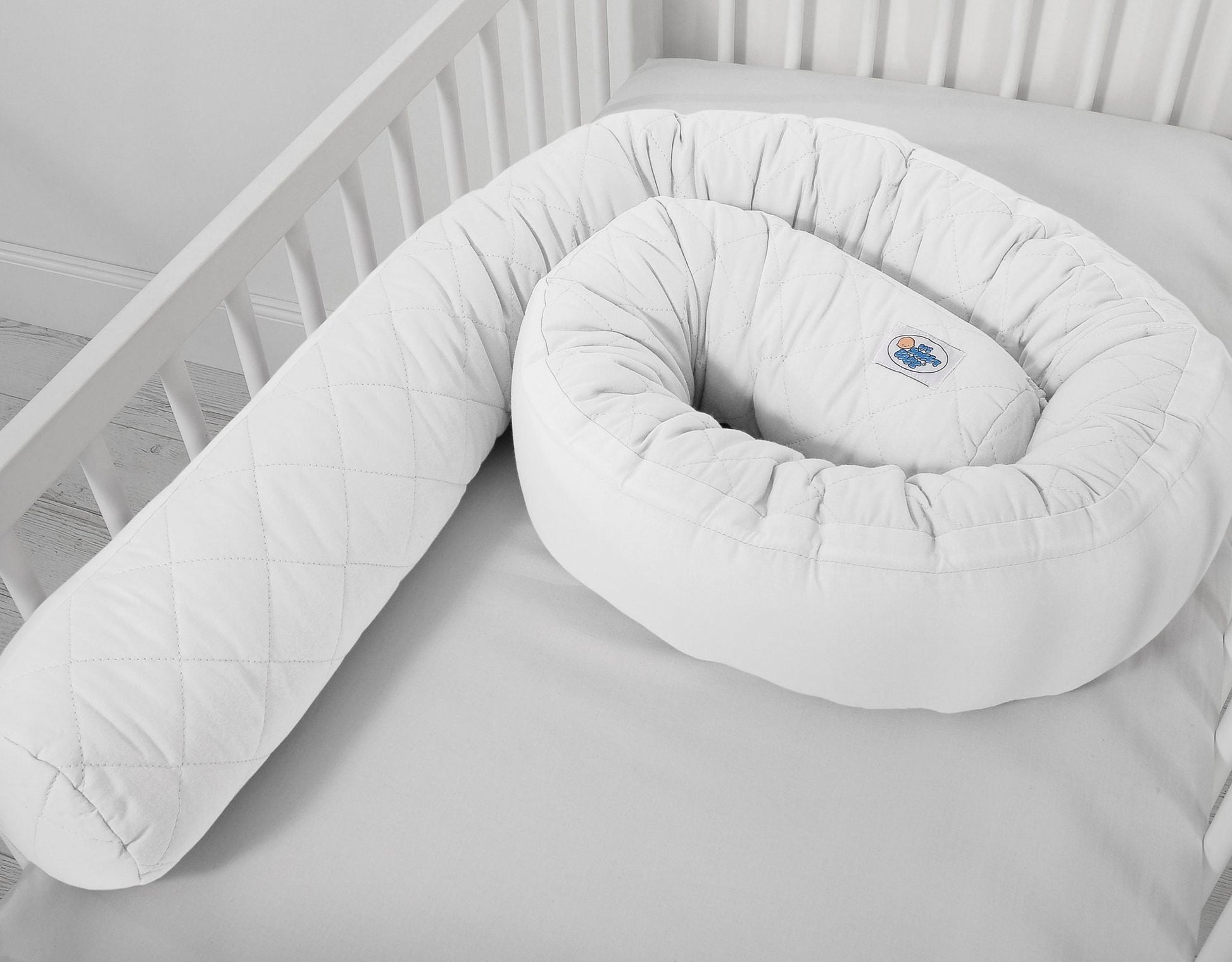 Baby Nest 2 - in - 1 Quilted – White - Kindeco