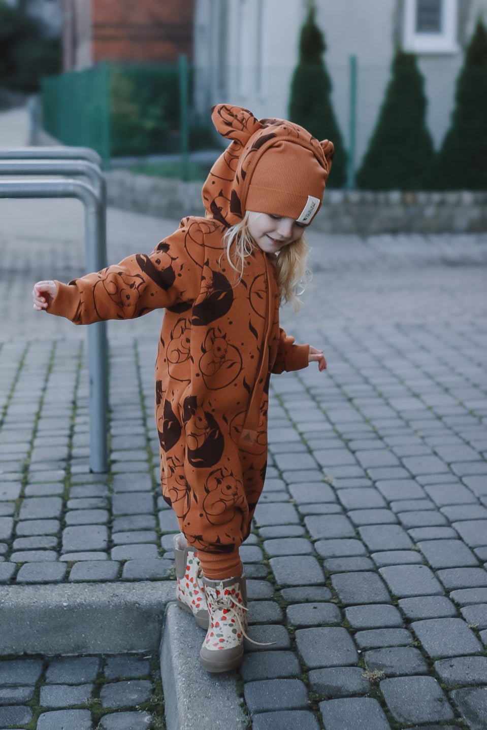 Eared Jumpsuit for Babies and Kids - Cinnamon Squirrel - Kindeco