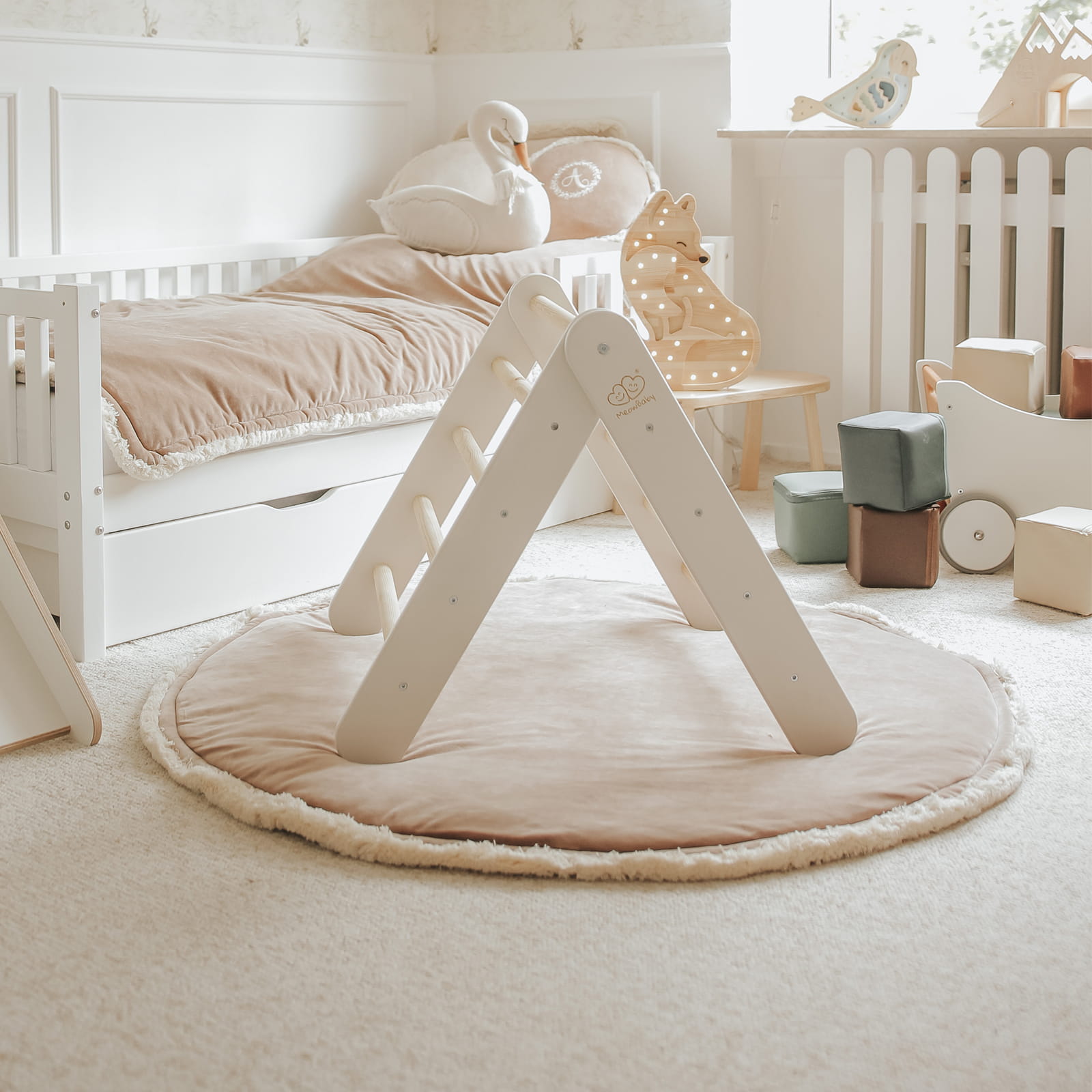 Ladder With a Slide - Climbing Wall - White - Kindeco
