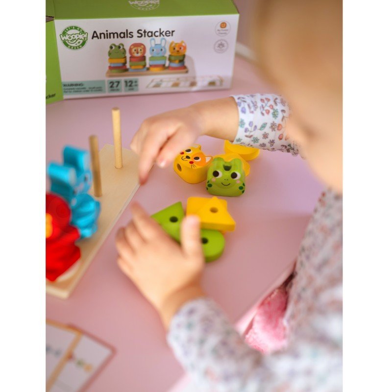 Montessori Puzzle Pyramid with Animals - Kindeco