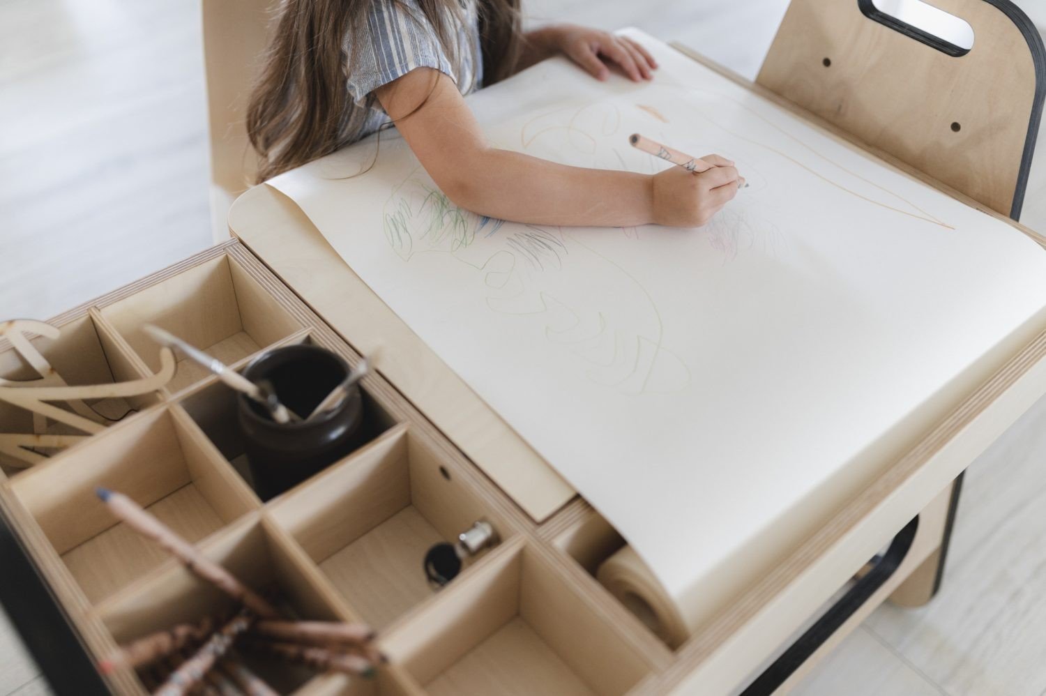 Multisensory Art Table/Desk Julle - Kindeco