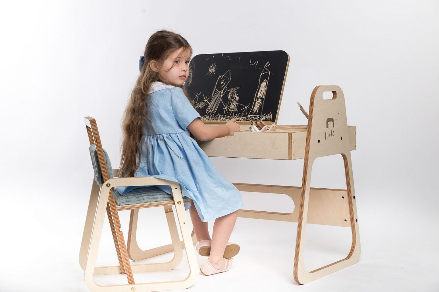 Multisensory Art Table/Desk Julle - Kindeco