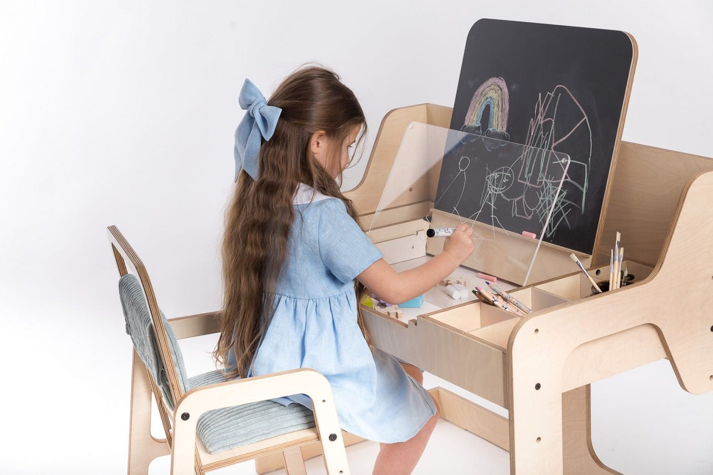 Multisensory Art Table/Desk Luula - Kindeco