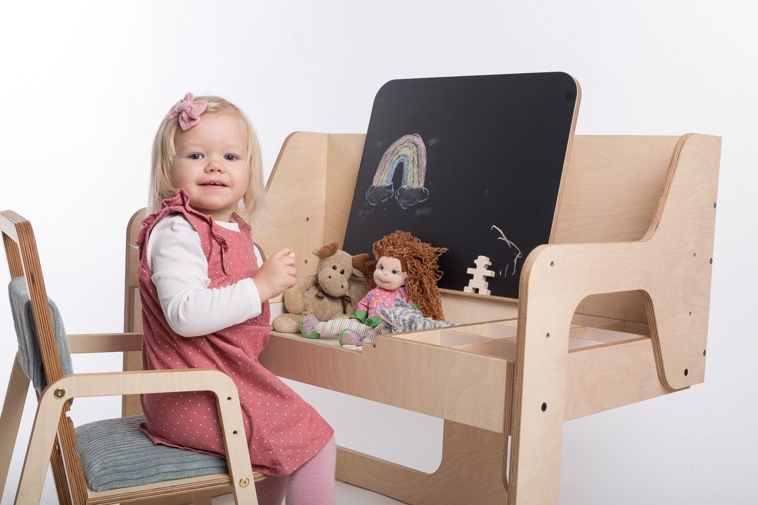 Multisensory Art Table/Desk Luula - Kindeco