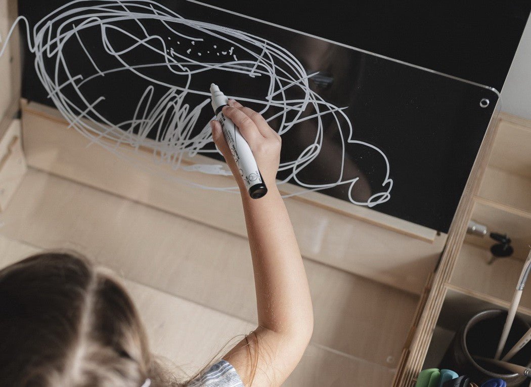 Multisensory Art Table/Desk Luula - Kindeco