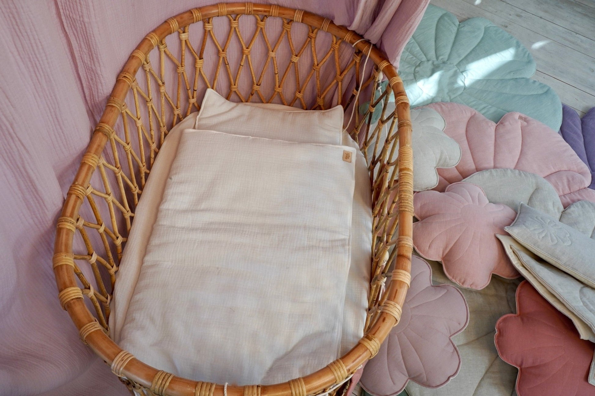 Muslin Baby Blanket + Pillow Set - Cream - Kindeco