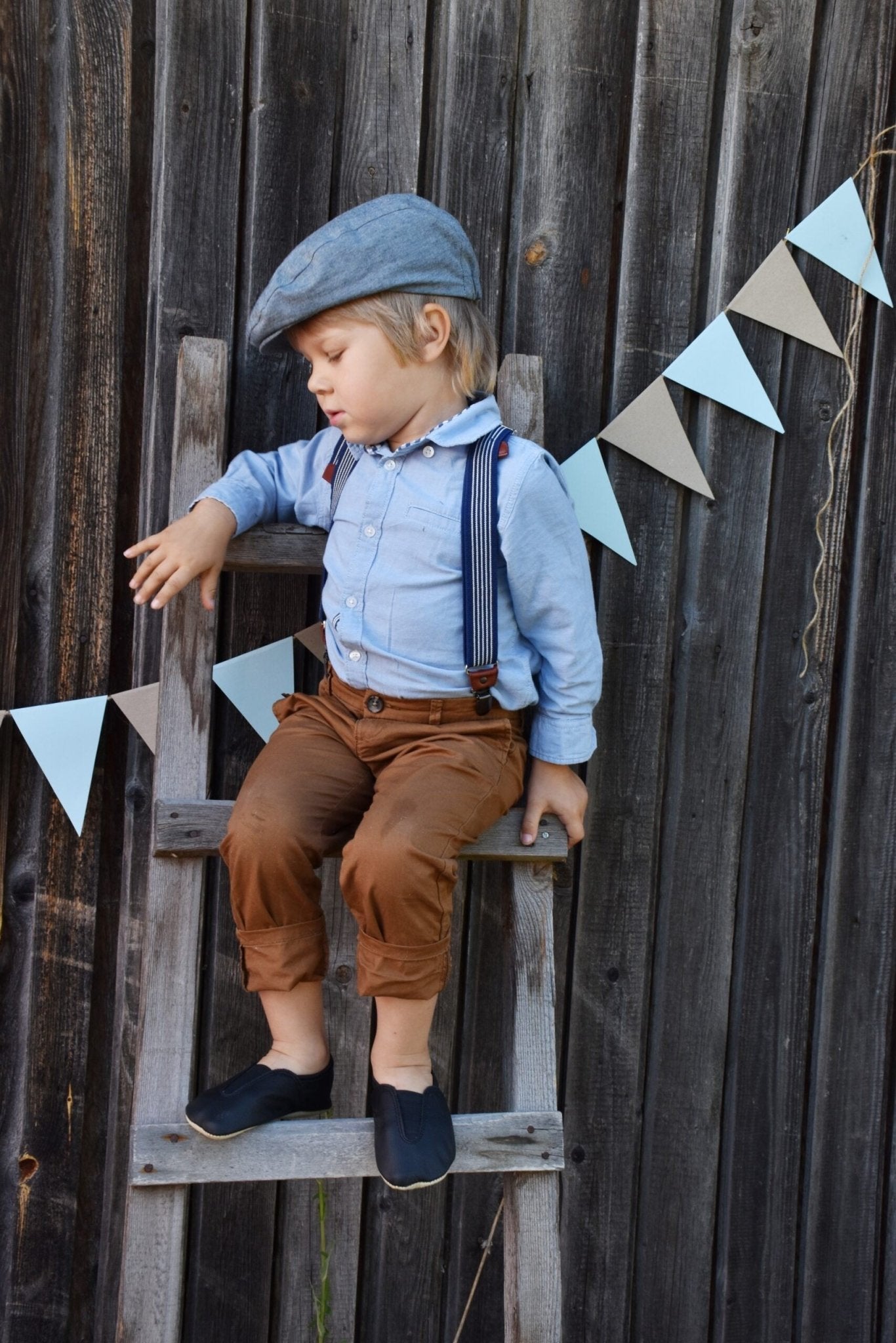 Punsa Kids Barefoot Slippers - Upcycled Leather, Grey - Kindeco
