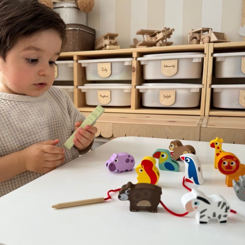 Safari Animal Shaped Wooden Threading Blocks - Kindeco