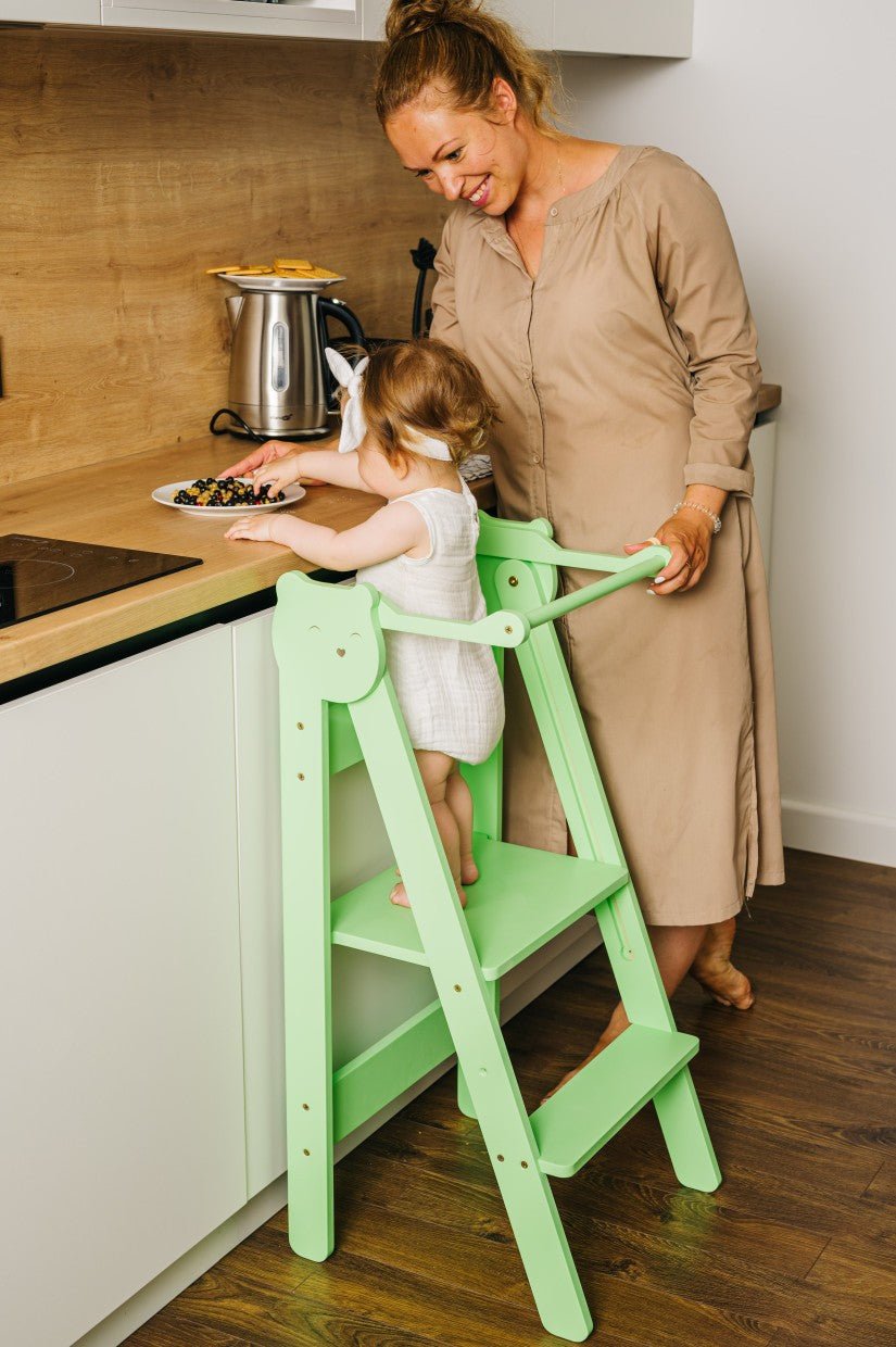 Space Saving Kitchen Step Stool - Kindeco