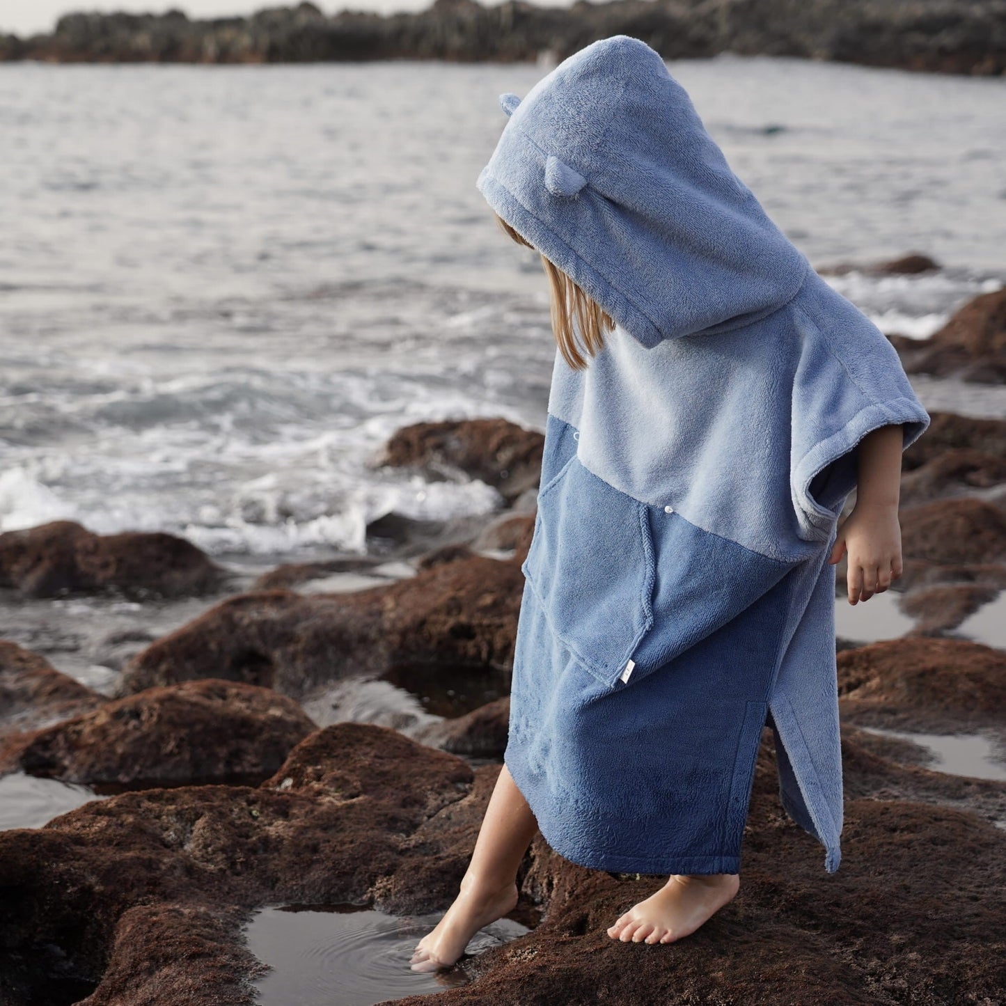 Surfbear Kids Bath Poncho - Blue - Kindeco