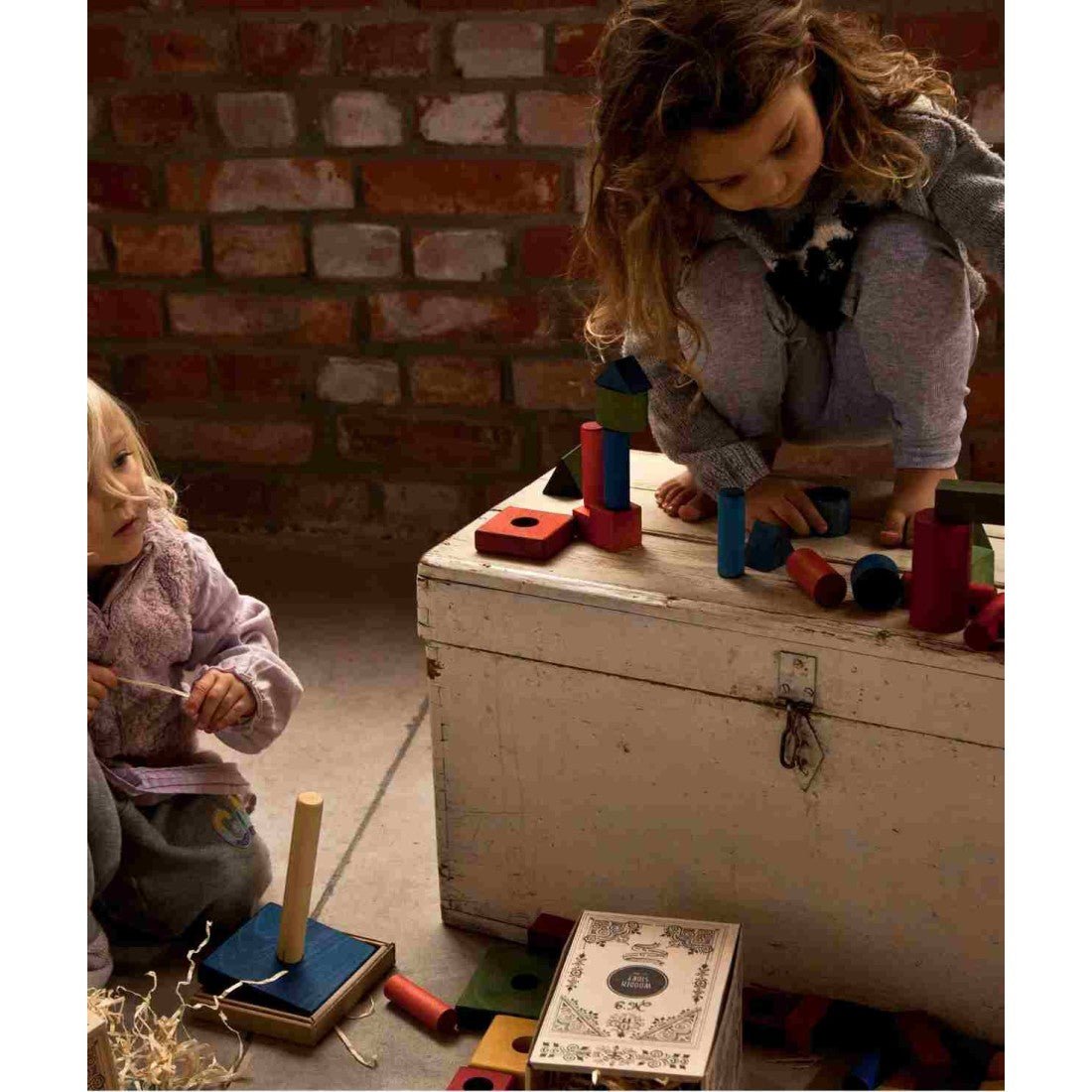 Wooden Blocks in a Box – Cold Colors, 30 Pieces - Kindeco
