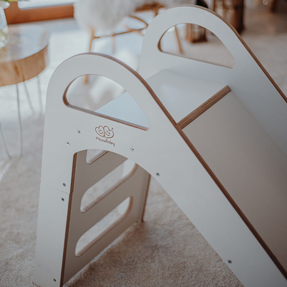 Wooden Indoor Scandi Slide for Children 87x46cm - Kindeco